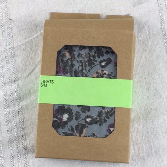 Urban Outfitters Green-Aqua Floral Tights - Picture 4 of 4